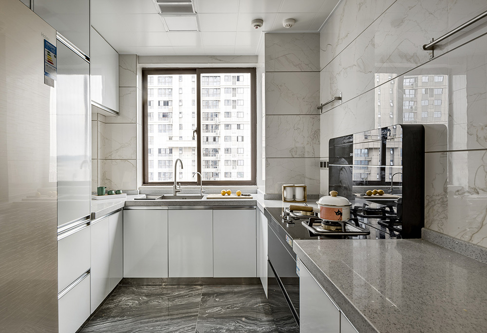 现代简约风格室内装修设计效果图-保利碧桂园悦公馆三居176平米-室内装修设计厨房