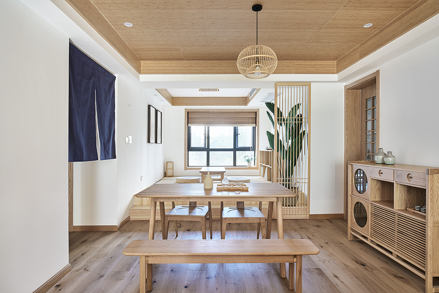 日式简约原木风格家装设计室内装修效果图-餐厅