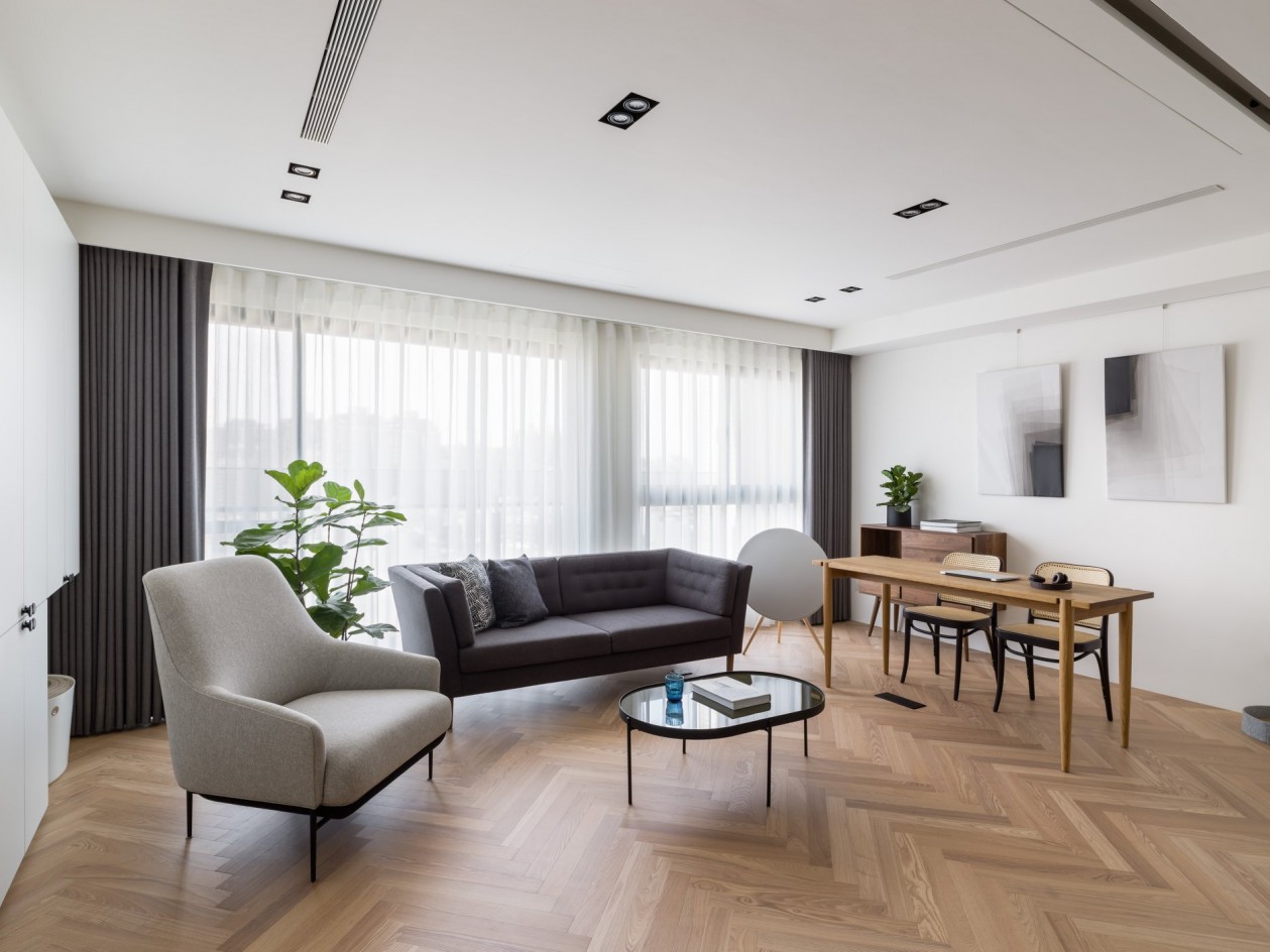现代简约原木风格室内家装案例效果图-客厅沙发