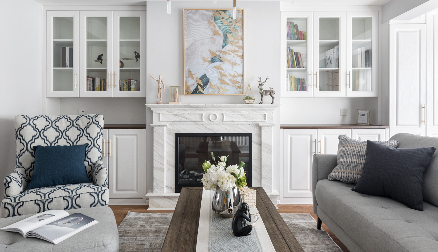 欧式轻奢风格室内家装案例效果图-客厅沙发