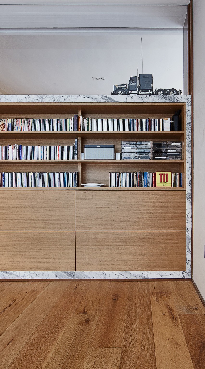 现代简约风格室内家装案例效果图-书柜