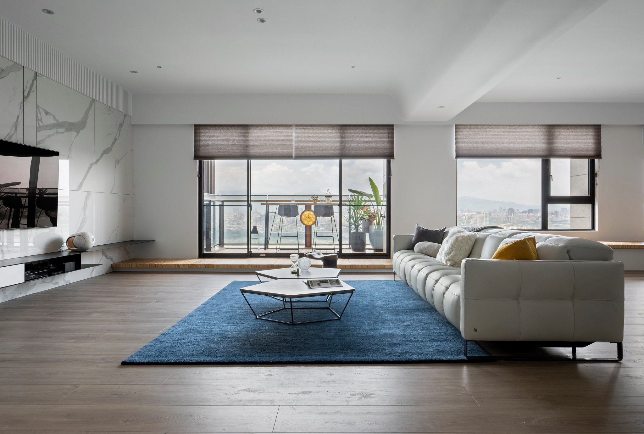 现代简约风格室内家装案例效果图-阳台