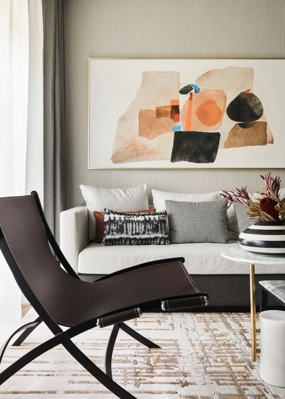 轻奢简约风格室内设计家装案例-客厅椅子