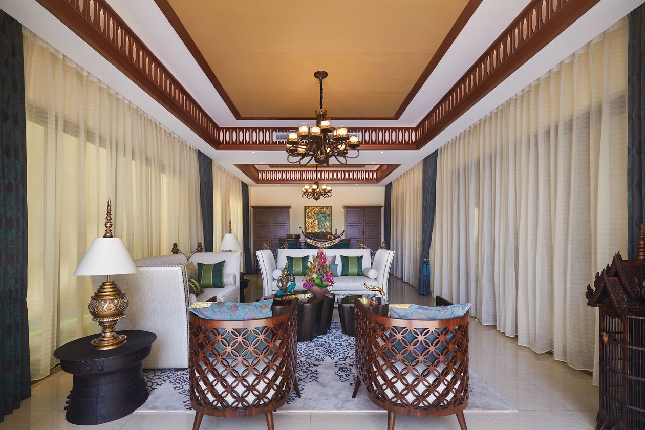 东南亚风格室内设计家装案例-长客厅